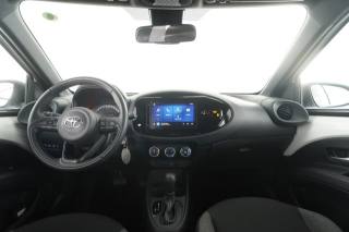 TOYOTA Aygo X usata 10