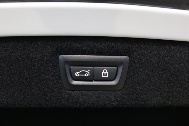 BMW 840 usata, con Sistema di navigazione