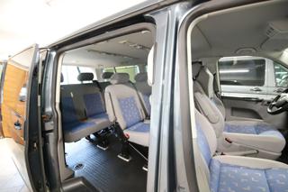 VOLKSWAGEN Caravelle usata 8
