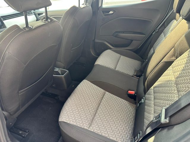 RENAULT Clio usata, con Climatizzatore