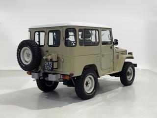 TOYOTA Land Cruiser usata 5