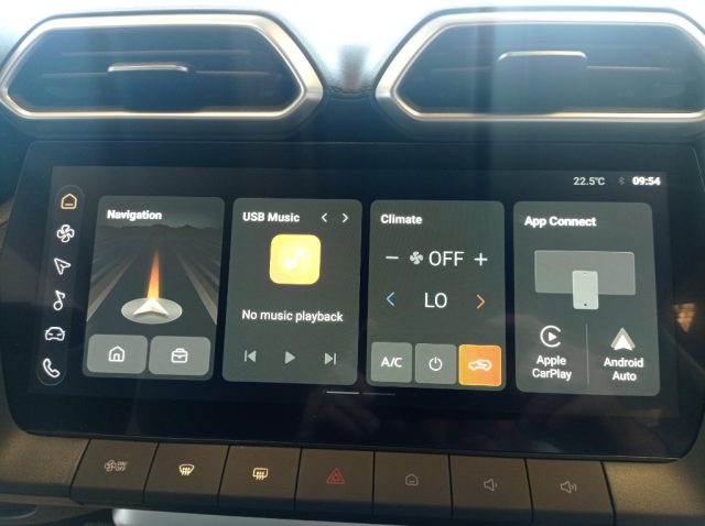 MG ZS usata, con Autoradio digitale