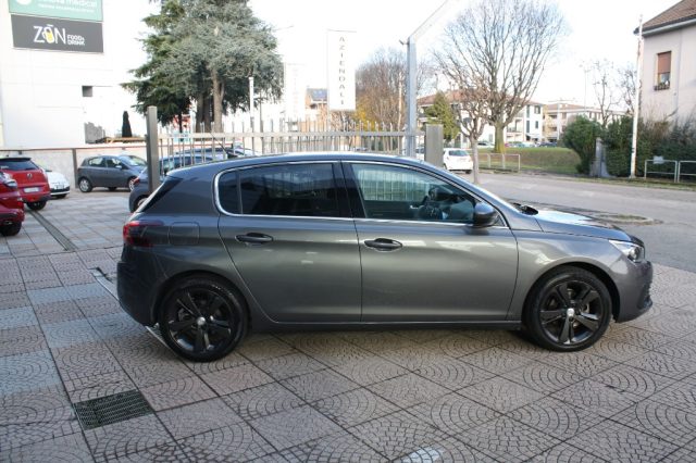 PEUGEOT 308 usata, con Cerchi in lega