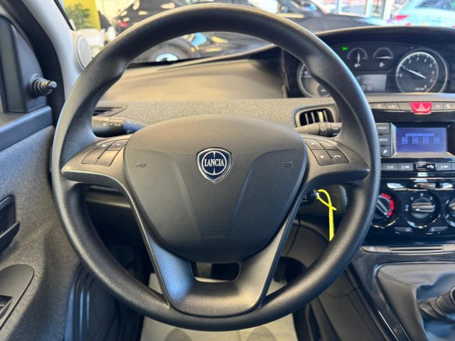 LANCIA Ypsilon usata, con Sedile posteriore sdoppiato