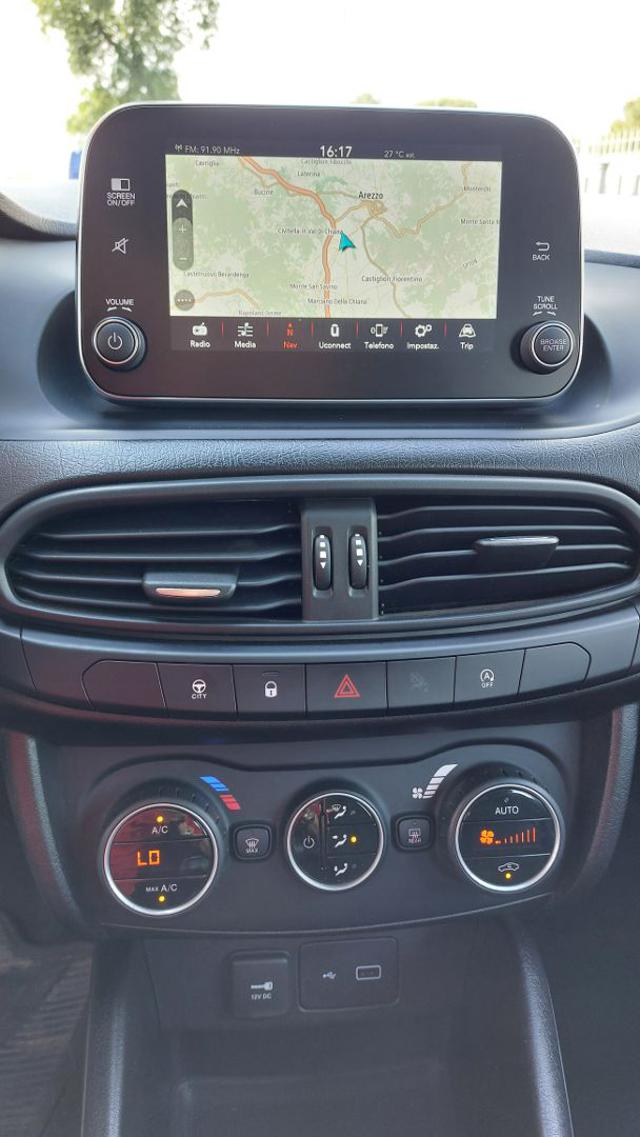 FIAT Tipo usata, con Controllo automatico clima