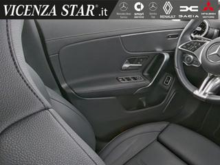 MERCEDES-BENZ CLA 180 usata, con Controllo automatico clima