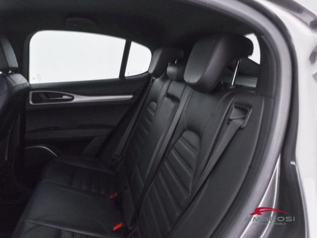 ALFA ROMEO Stelvio usata 9