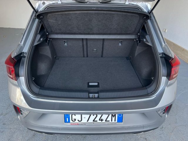 VOLKSWAGEN T-Roc usata, con Autoradio