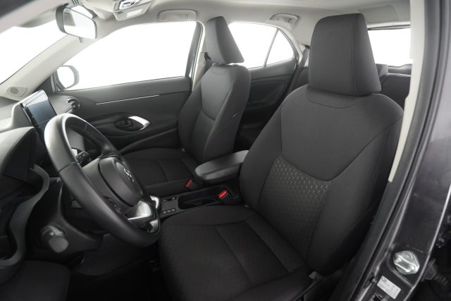 TOYOTA Yaris Cross usata 2