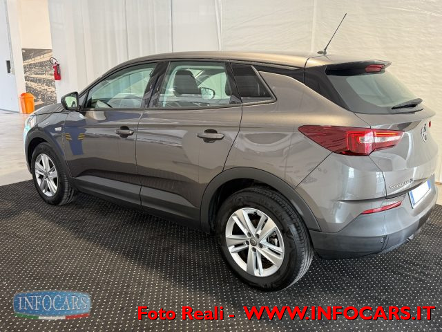 OPEL Grandland X usata, con Airbag