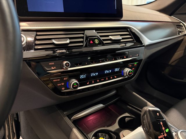 BMW 520 usata, con Park Distance Control