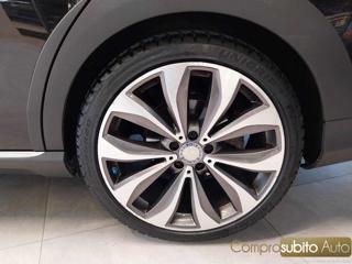 MERCEDES-BENZ E 220 usata 29