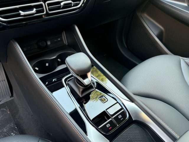 MG HS usata, con Controllo automatico clima