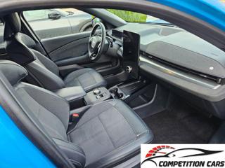 FORD Mustang Mach-E usata, con Autoradio