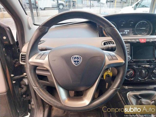 LANCIA Ypsilon usata 25
