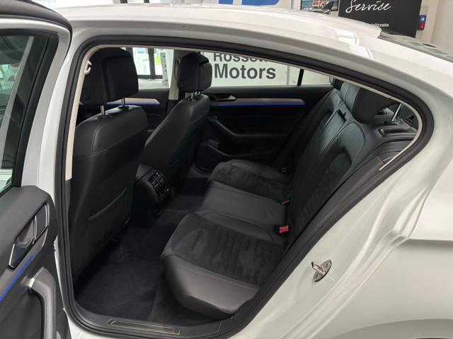 VOLKSWAGEN Passat usata, con Chiusura centralizzata