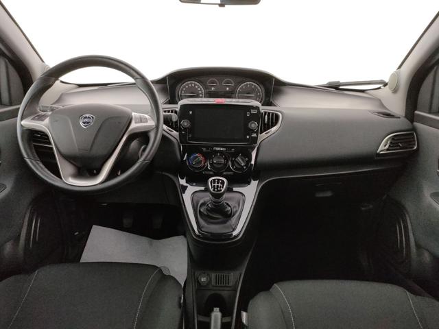 LANCIA Ypsilon usata, con ESP