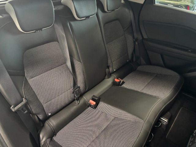RENAULT Captur usata, con Cruise Control