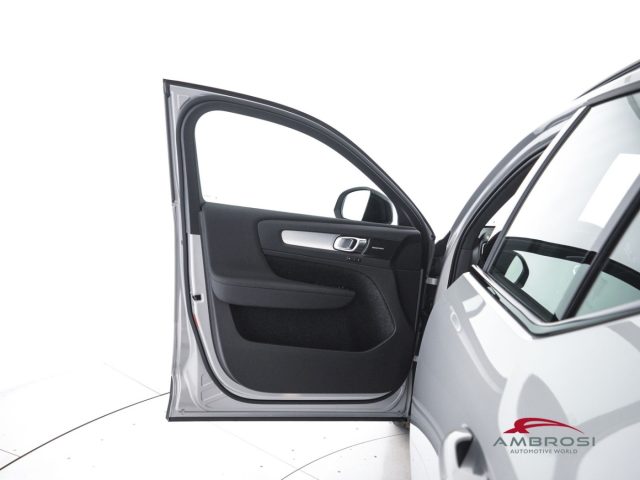 VOLVO XC40 usata 10