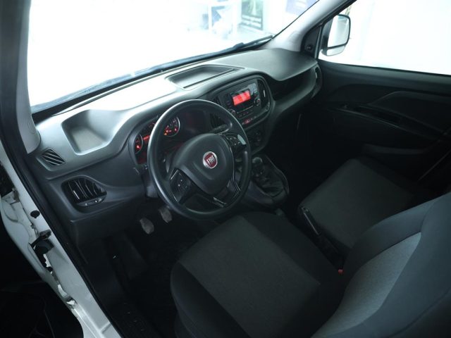 FIAT Doblo usata, con Freno di stazionamento elettrico
