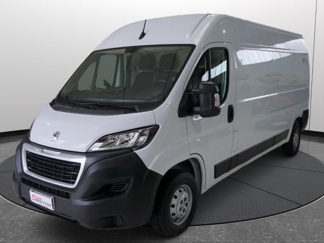 PEUGEOT Boxer usata, con Volante multifunzione