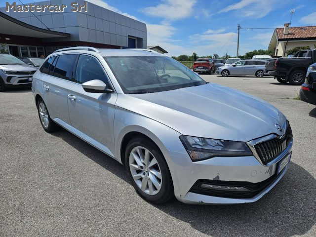 SKODA Superb usata, con Boardcomputer