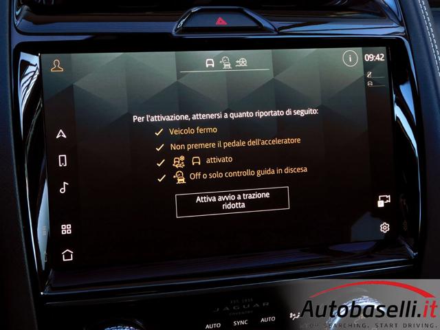 JAGUAR E-Pace usata 77