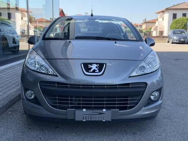 PEUGEOT 207 usata, con Boardcomputer