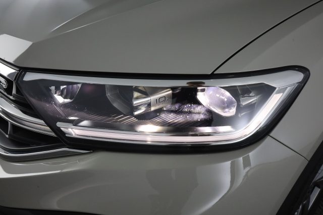 VOLKSWAGEN T-Roc usata 9