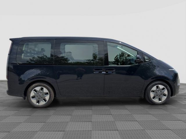 HYUNDAI Staria usata 5