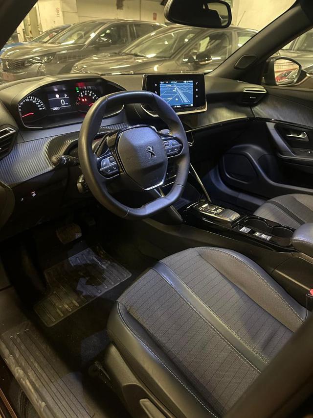 PEUGEOT 2008 usata, con Cerchi in lega