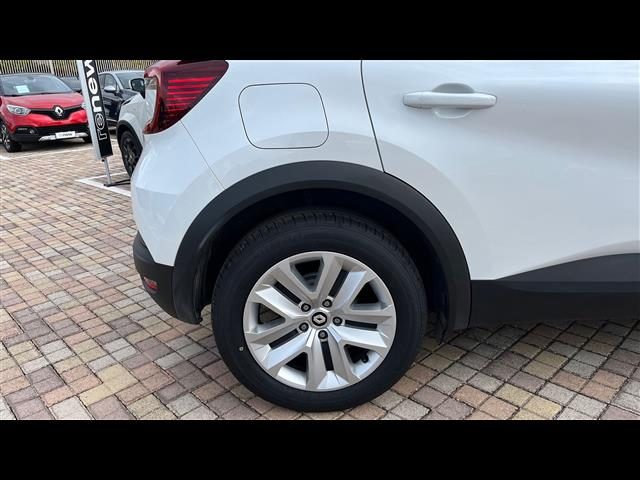 RENAULT Captur usata, con Fari LED