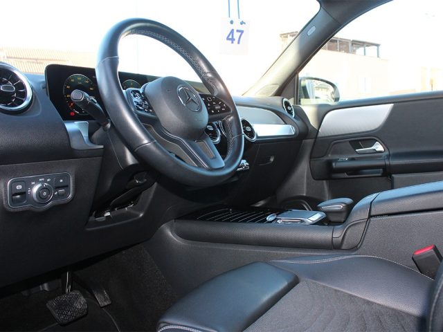 MERCEDES-BENZ GLB 180 usata, con ESP