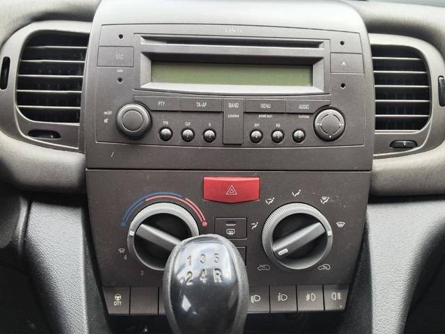 LANCIA Ypsilon usata 12