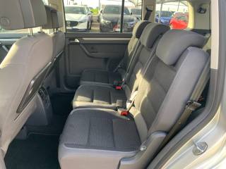 VOLKSWAGEN Touran usata, con Controllo automatico clima