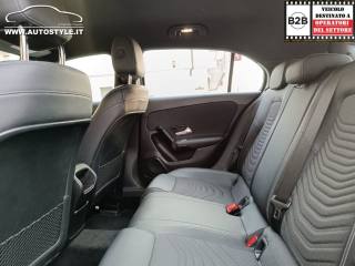 MERCEDES-BENZ A 180 usata, con Schermo multifunzione interamente digitale