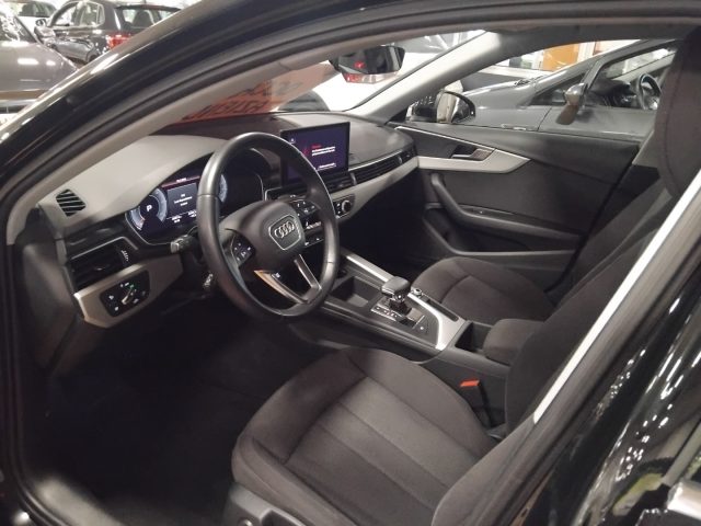 AUDI A4 usata, con Fari LED