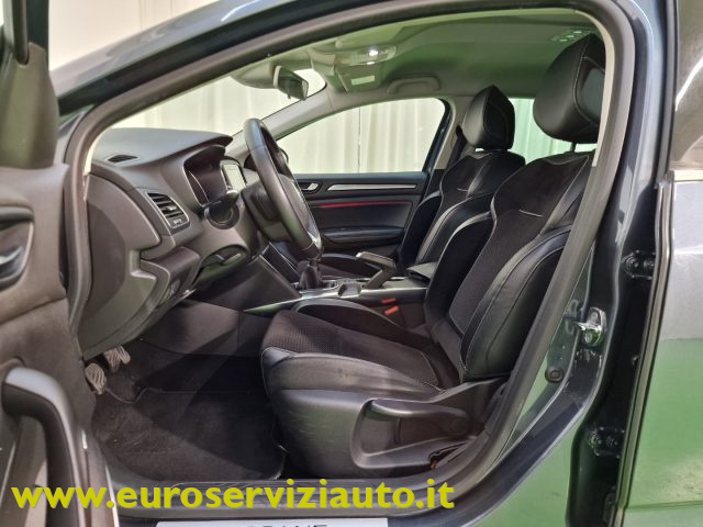 RENAULT Megane usata, con Sensori di parcheggio anteriori