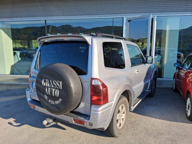 MITSUBISHI Pajero usata, con Airbag Passeggero