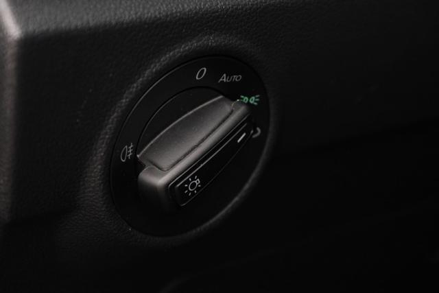 VOLKSWAGEN T-Roc usata, con Sensori di parcheggio posteriori