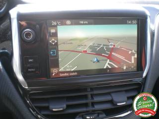 PEUGEOT 2008 usata, con Specchietti laterali elettrici