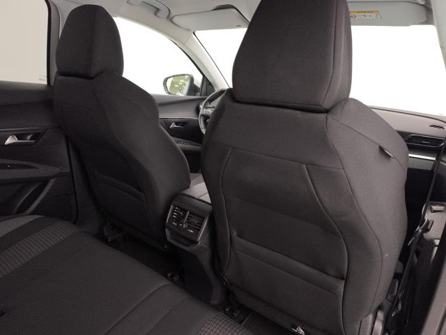 PEUGEOT 3008 usata, con Volante multifunzione