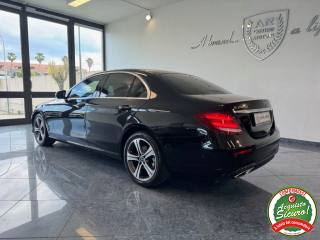 MERCEDES-BENZ E 200 usata, con Autoradio