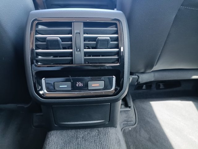 VOLKSWAGEN Passat usata, con Cruise Control