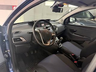 LANCIA Ypsilon usata, con Autoradio