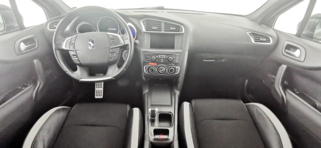 DS AUTOMOBILES DS 4 usata, con Luci diurne