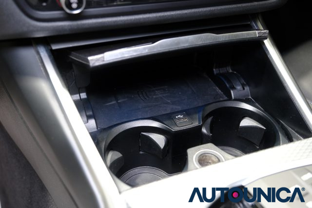 BMW 320 usata, con Autoradio digitale