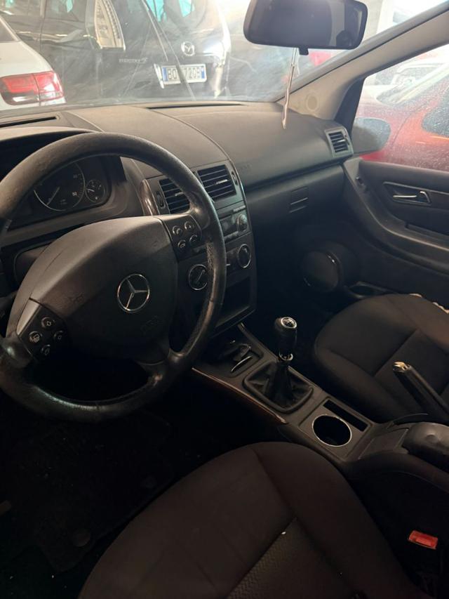 MERCEDES-BENZ A 180 usata, con Airbag laterali