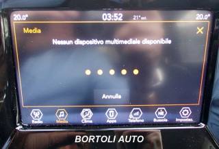 JEEP Renegade usata, con USB