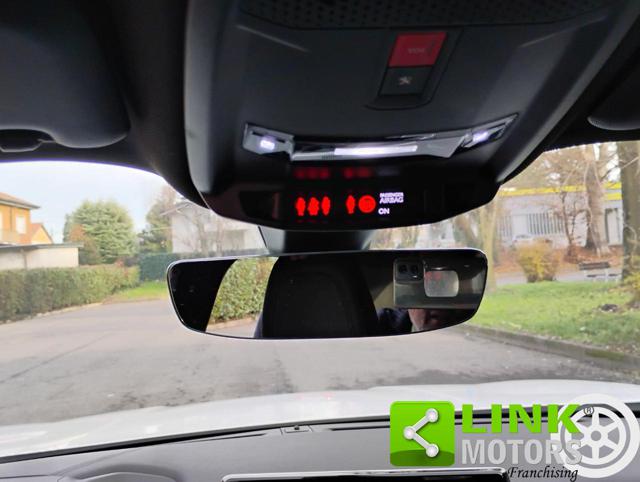 PEUGEOT 2008 usata, con Portapacchi